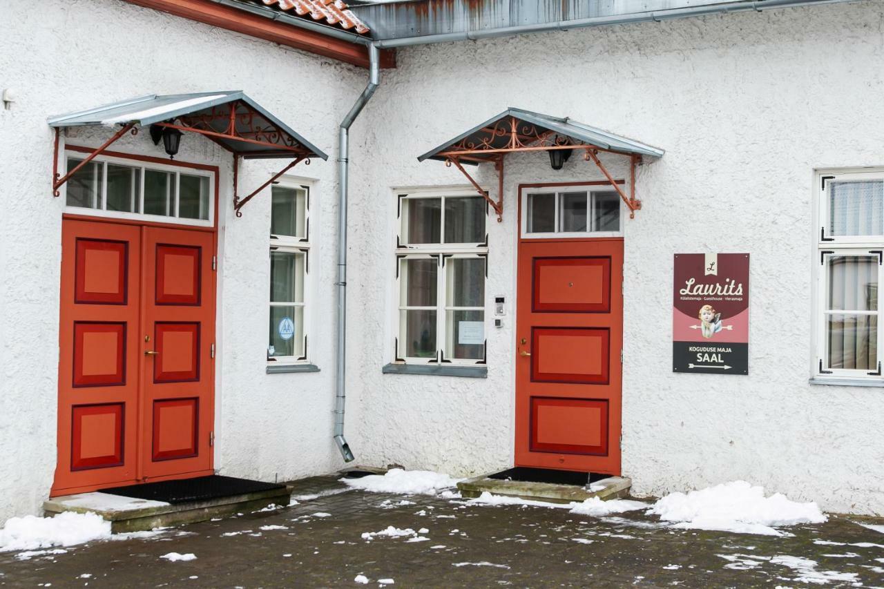 Guesthouse Laurits Kuressaare Exteriör bild